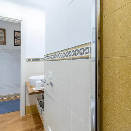Apartment A 2 Min From Duomo Ac Wi-fi Lucca
