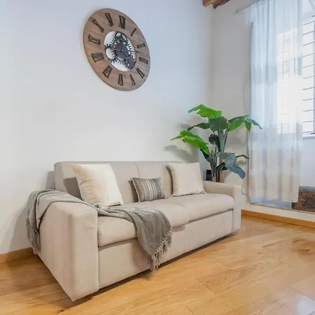 Apartment A 2 Min From Duomo Ac Wi-fi